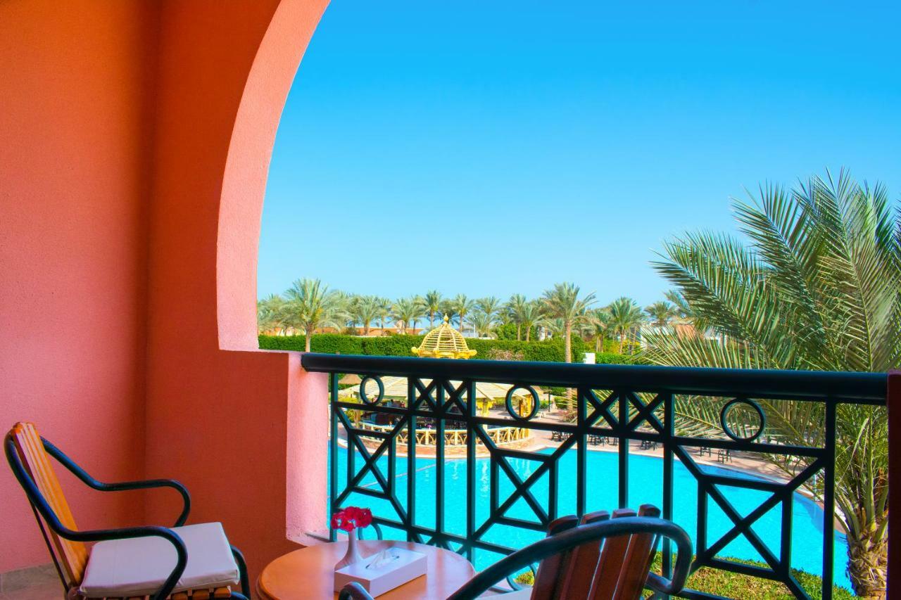 Resort Parrotel Aqua Park 4*