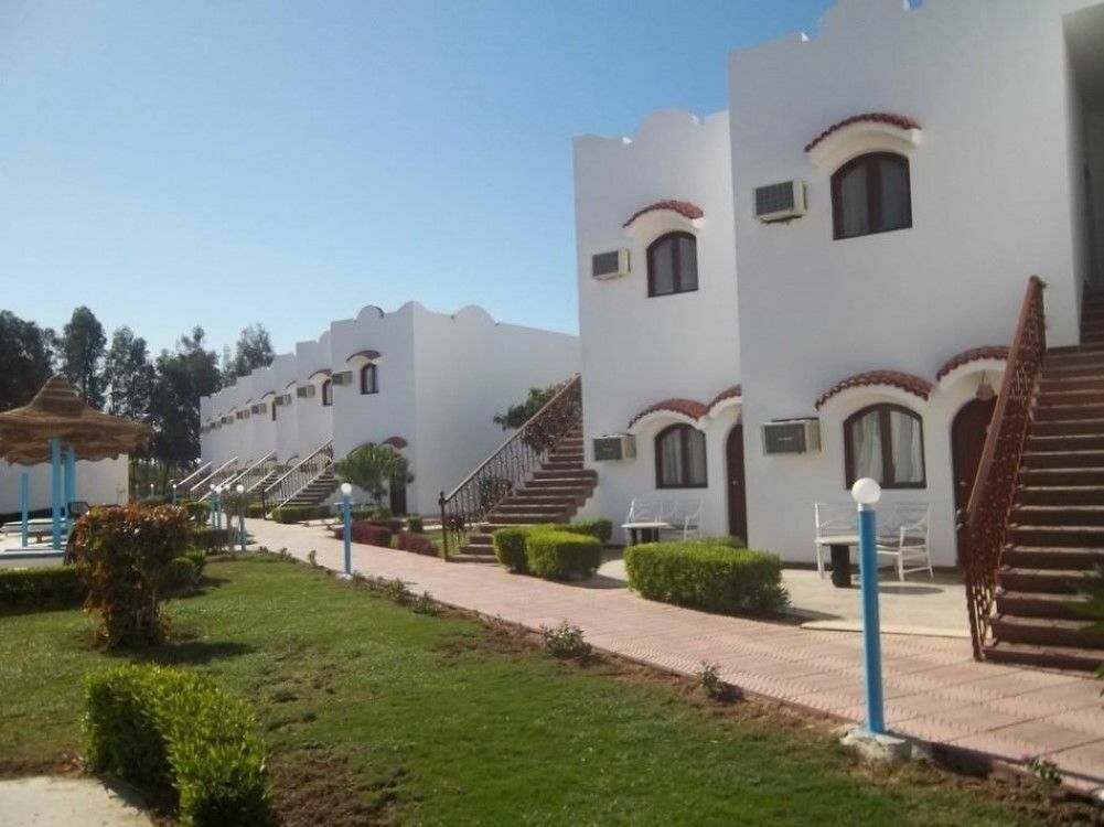 Resort Desert View 3*