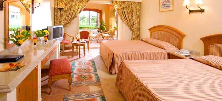 Resort Grand Plaza - Families And Couples Only