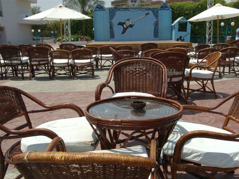 Cliff Hotel