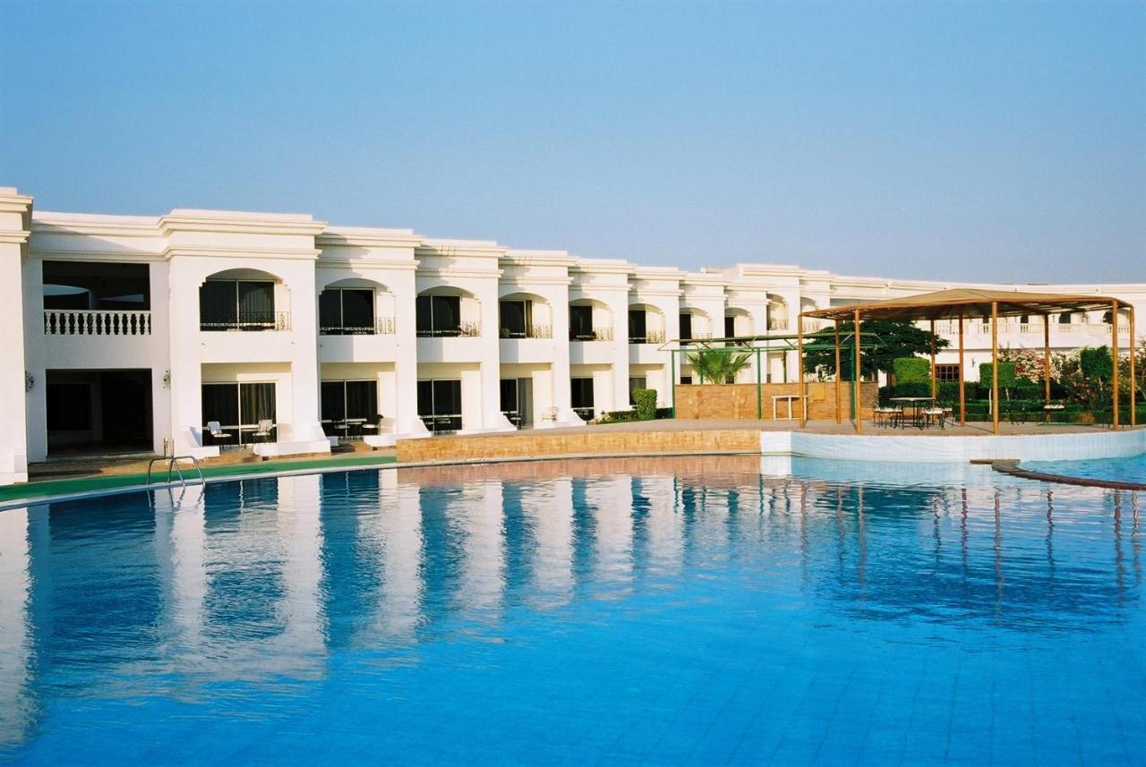 Royal Paradise Beach 4*