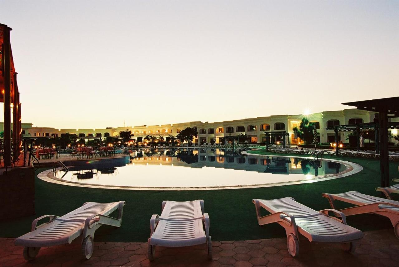 Royal Paradise Beach Hotel
