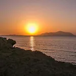 Adrenalin Beach Lodge