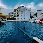 Sharm Hills Escape