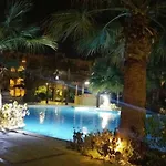One-Bedroom Apartment S2 In Vip Zone Sunny Lakes