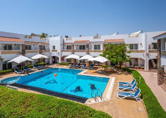 Camel Dive Club & Hotel - Boutique Hotel