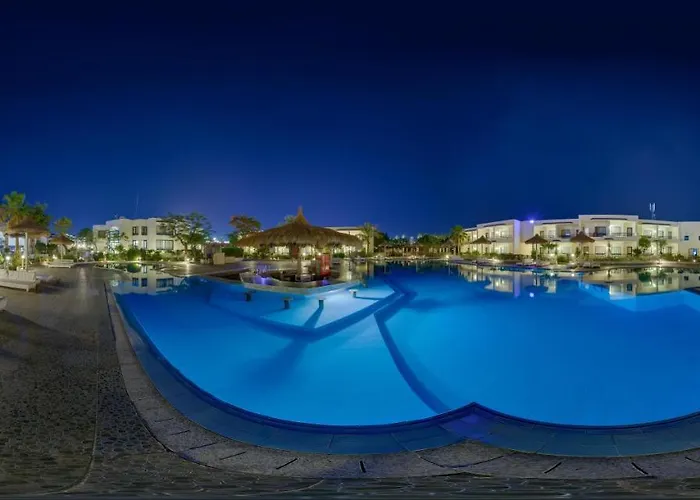 Cataract Resort Naama Bay