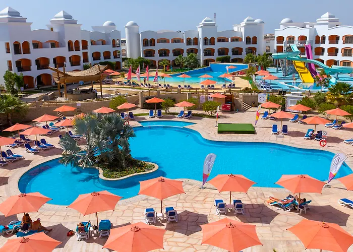 Waves Hotel In Naama Bay Sharm