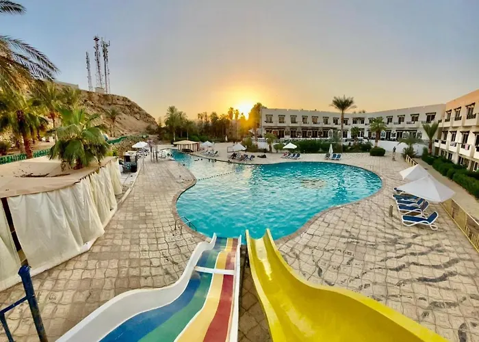 Trs Fantazia Neama Bay Hotel
