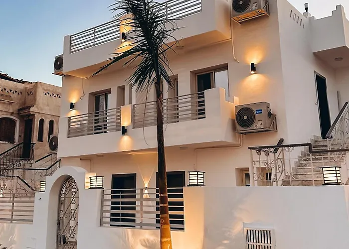 Lucky Step Apartments