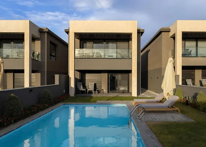 Luxury Getaway At Royal Sunny Beach