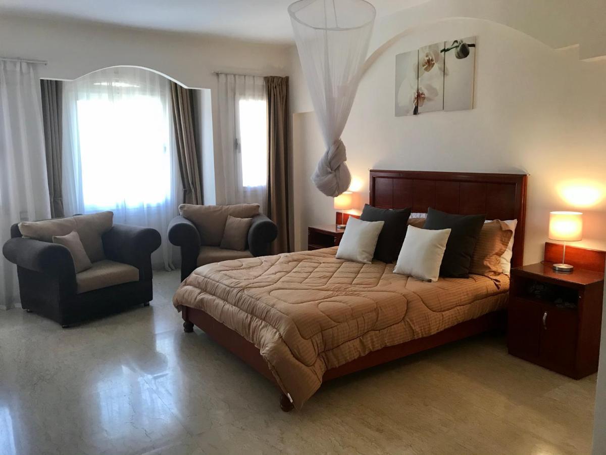 4 Bedr, Private Pool, Wifi, Beach Resort, Sheikh *