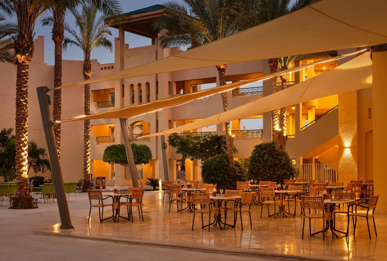 Resort Coral Sea Waterworld Sheikh