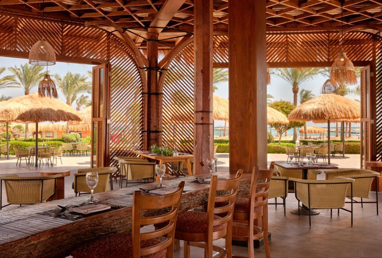 Resort Coral Sea Waterworld Sheikh 5*