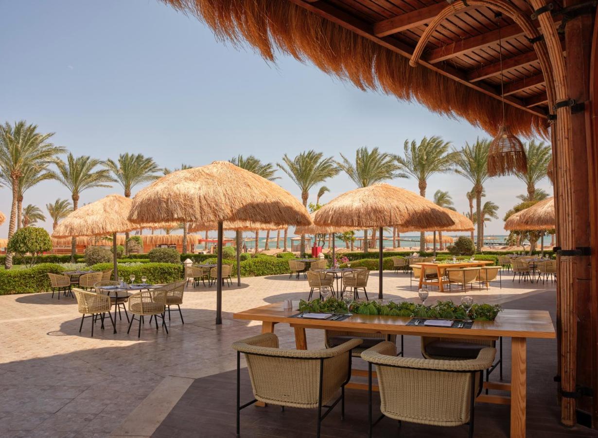 Coral Sea Waterworld Sheikh
