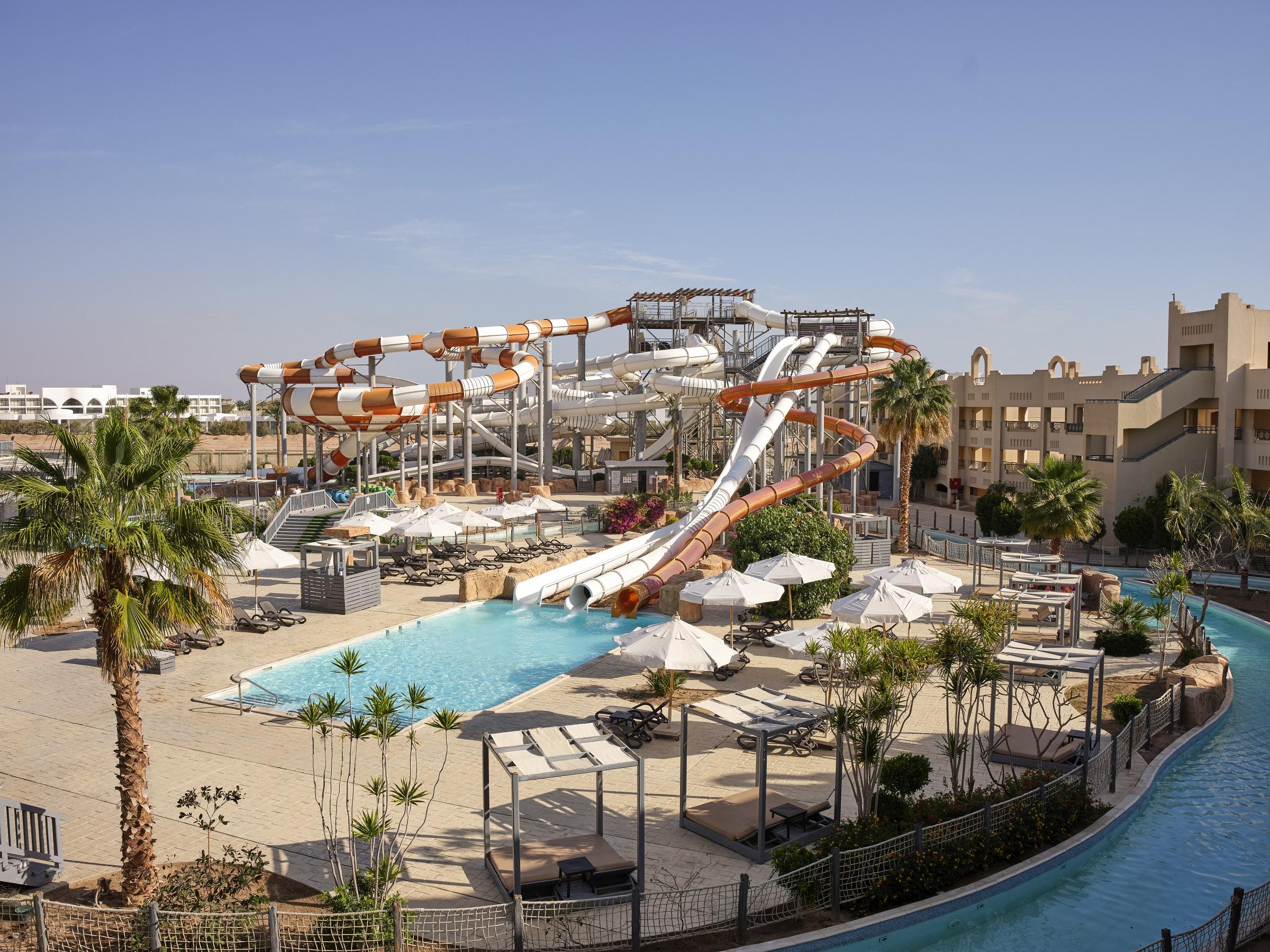Coral Sea Waterworld Sheikh 5*