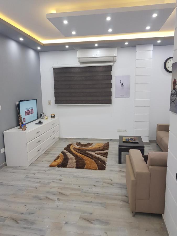 Appartamento Flat 01 Bed Room. Sea Street. Hadaba Area. *