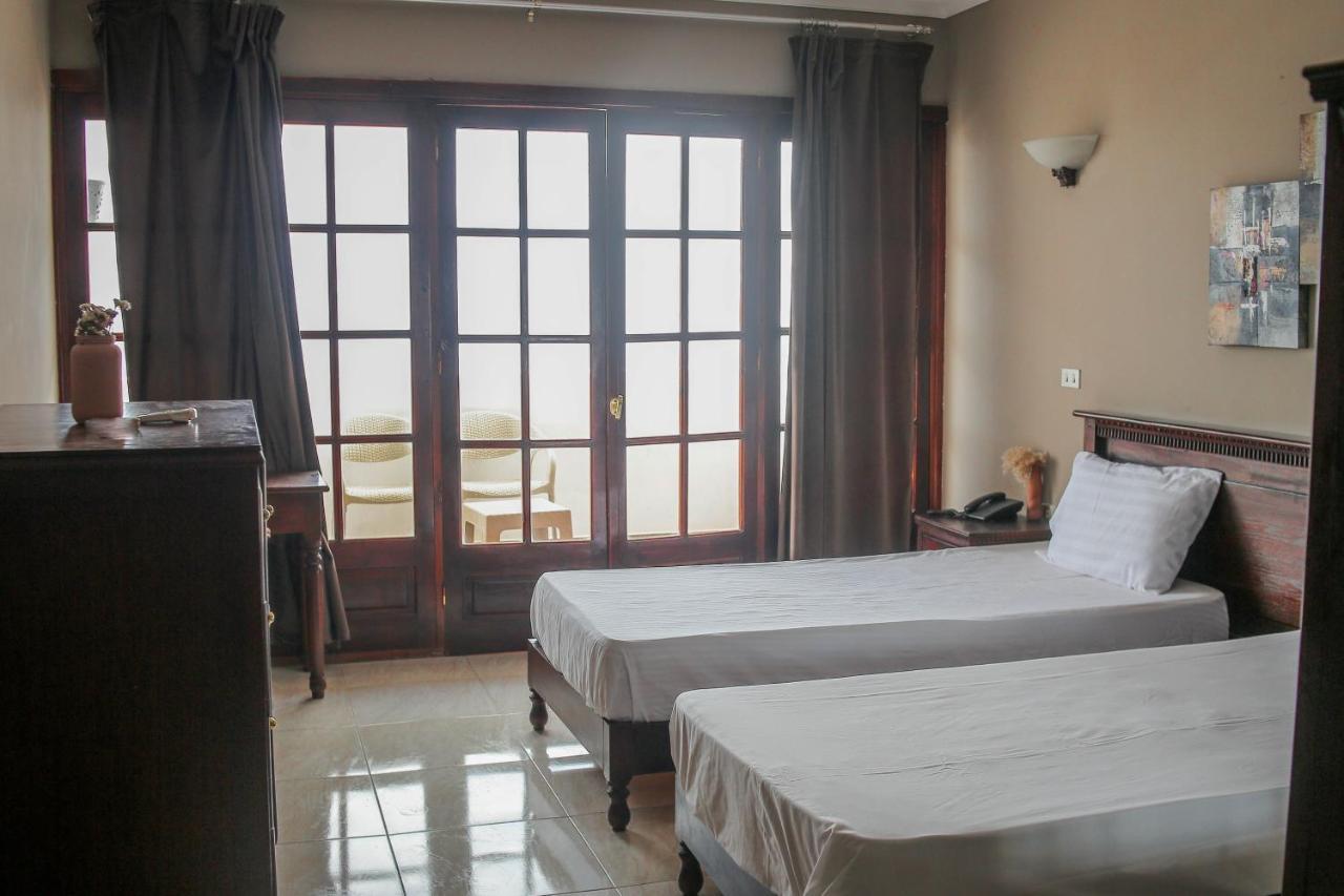 Guest house Adrenalin Beach