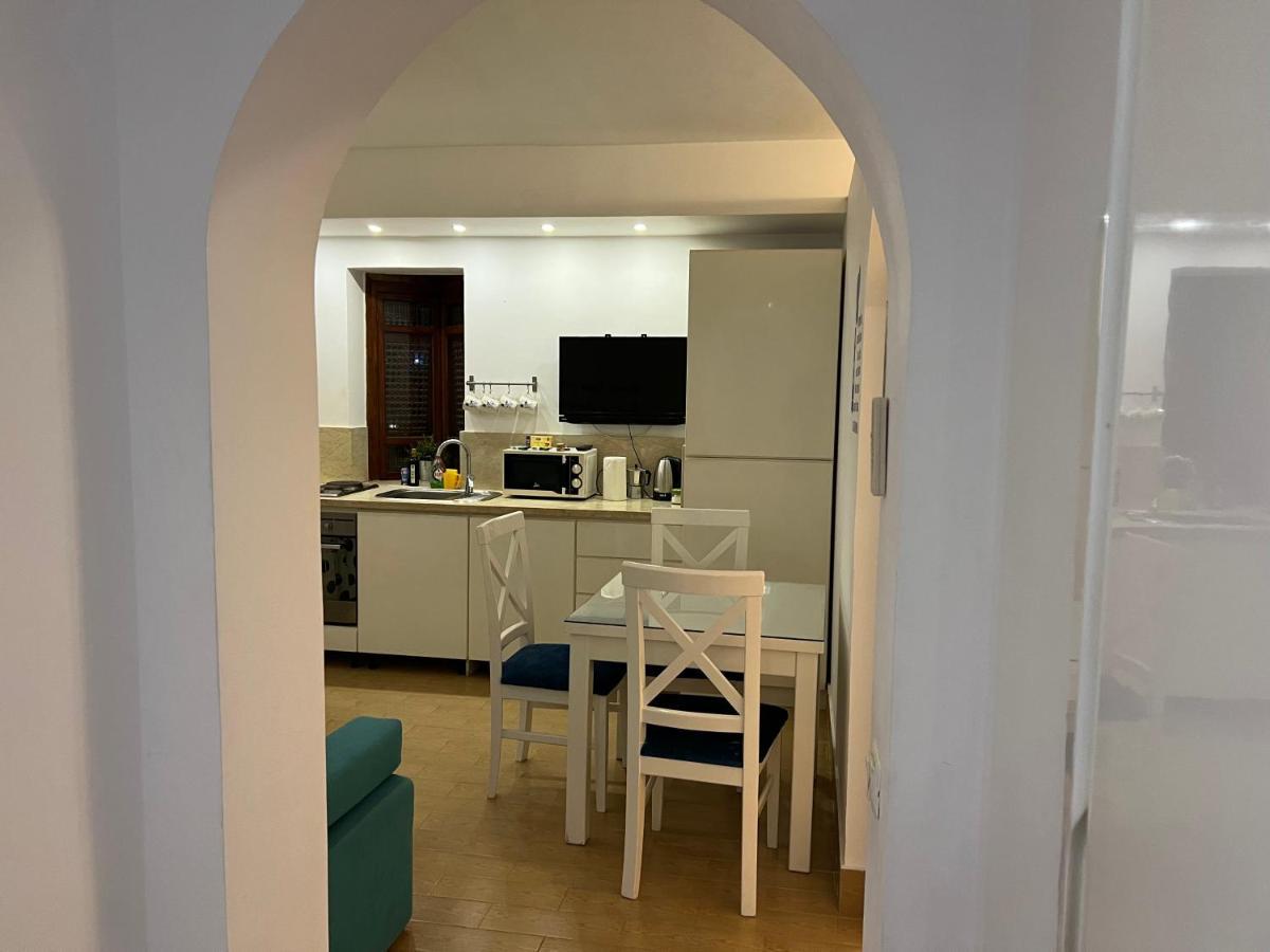 Domina The Lovely Apartment