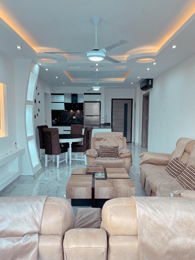 Luxury In Hills *