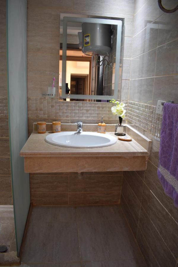 Hills - Luxury Apartment