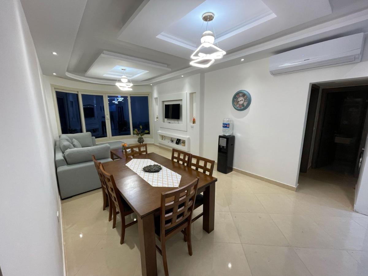 Hills - Luxury Apartment *