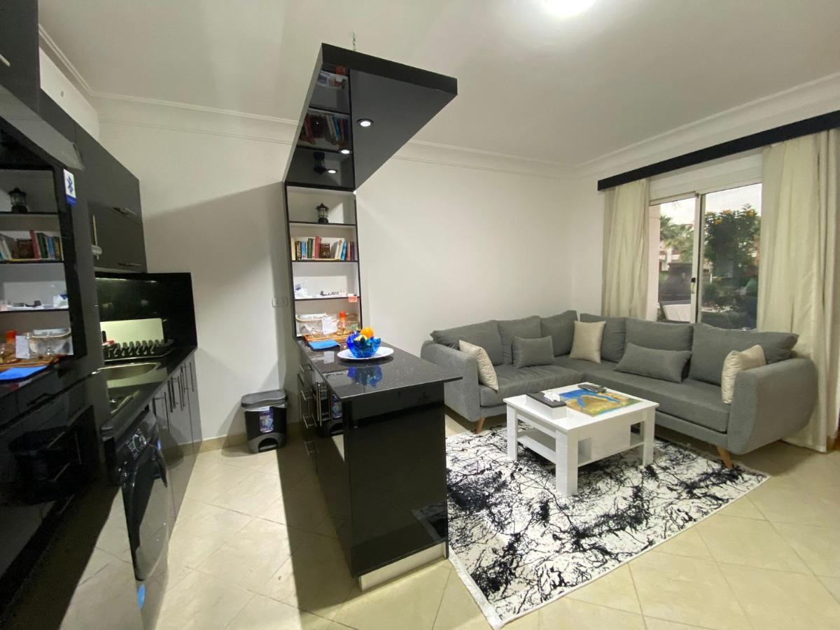 Luxus-apartment Sunny Lakes 1 Direkt Am Pool 65 M2 Nun Auch Fuer Langzeitmieter Buchbar