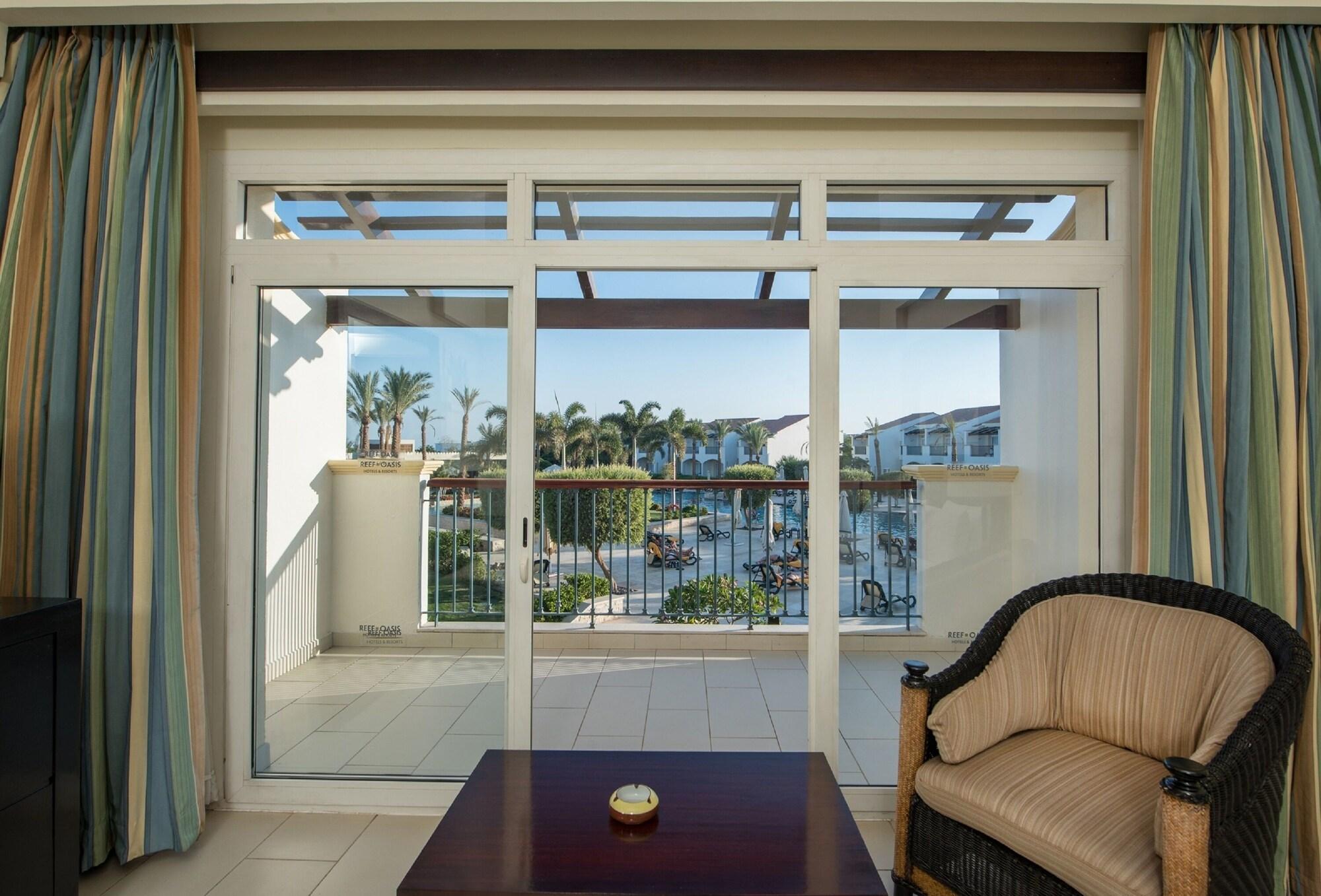 Reef Oasis Blue Bay & 5*