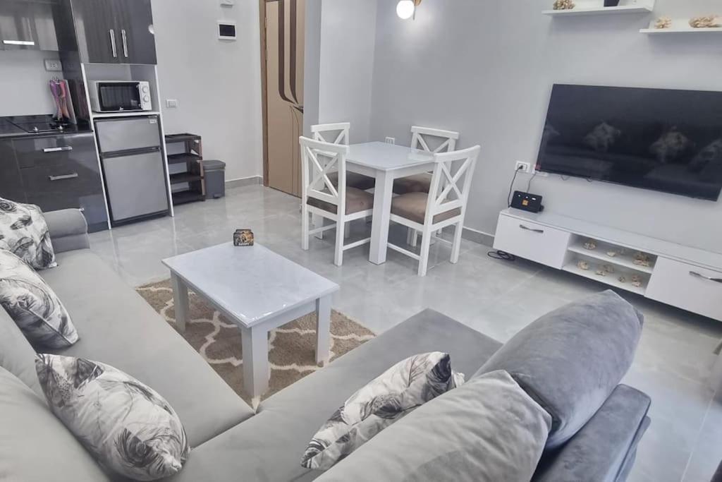 Sierra Compound Nabq Bay Front Of Rixos And Close To The Airport *
