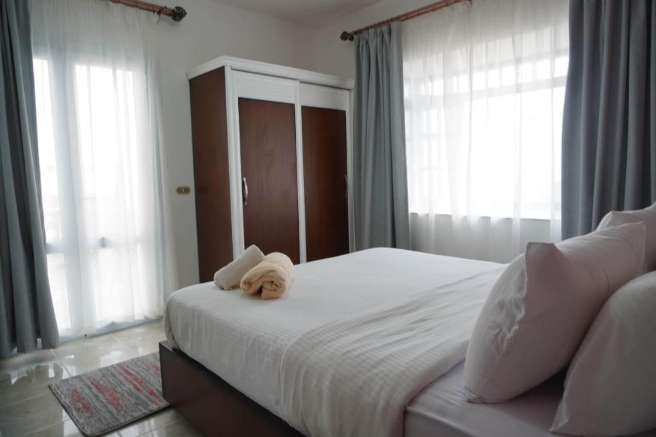 Delta Apartment *