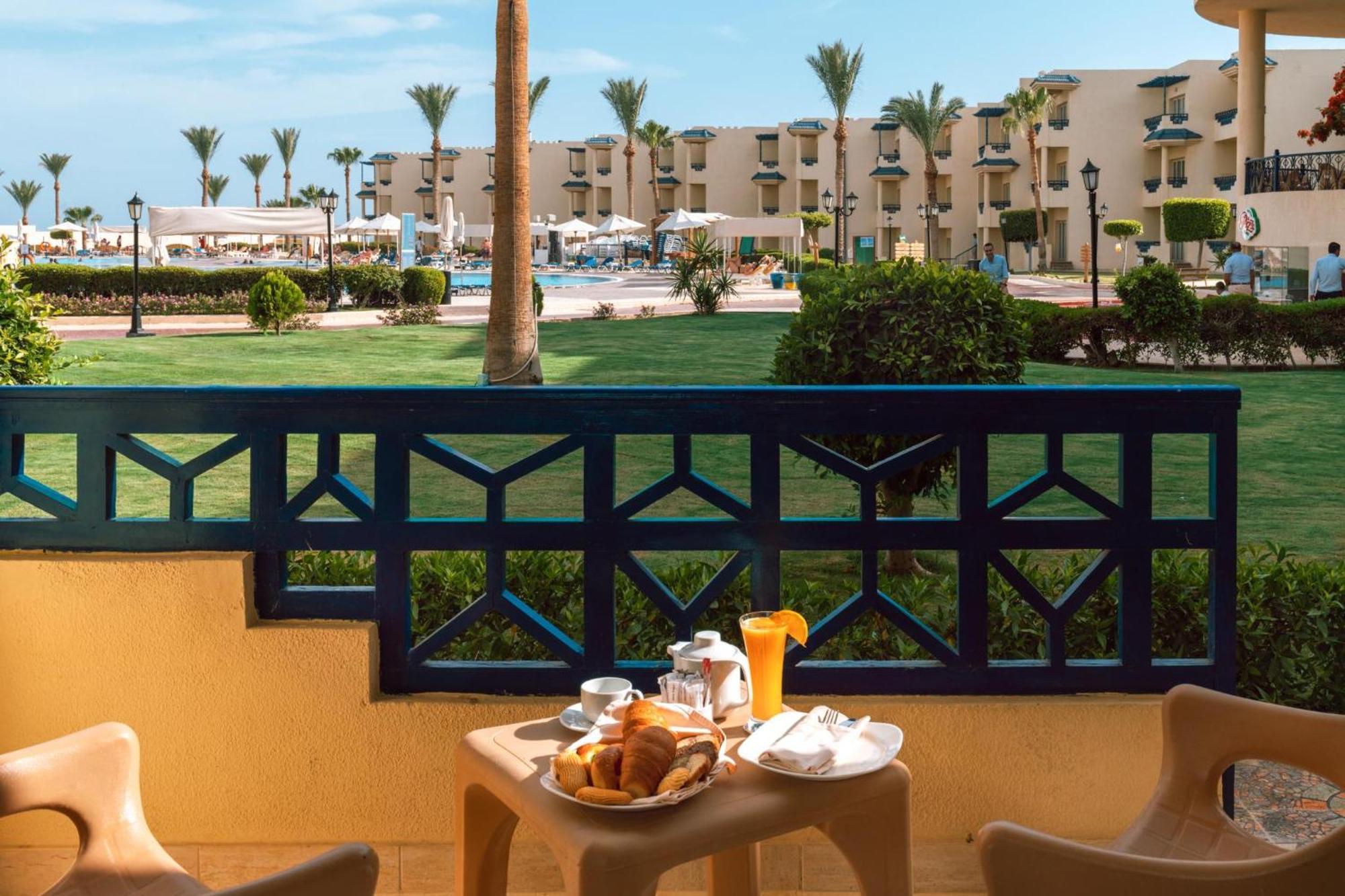 Grand Oasis 4*