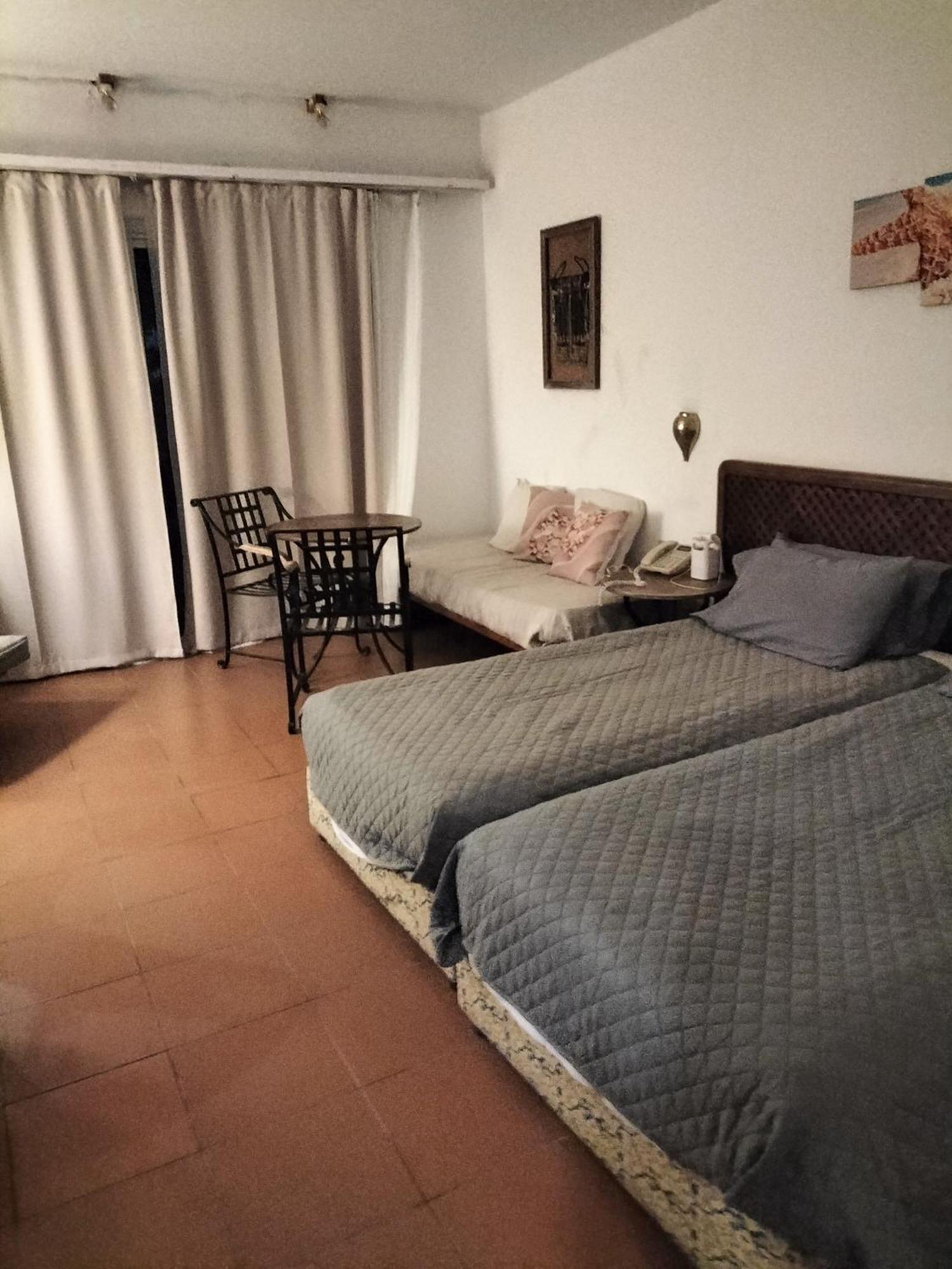 Coral Bay Roby Apartment
