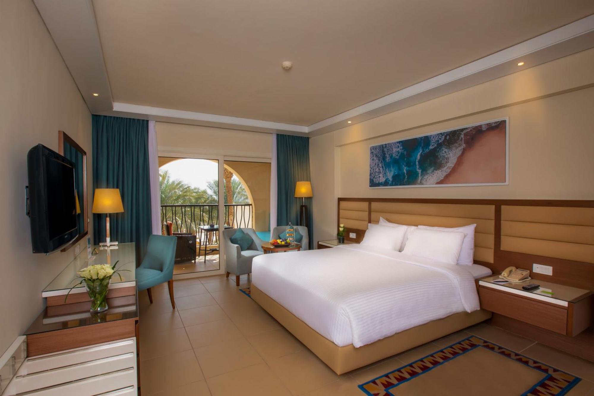 Resort Grand Rotana & Spa