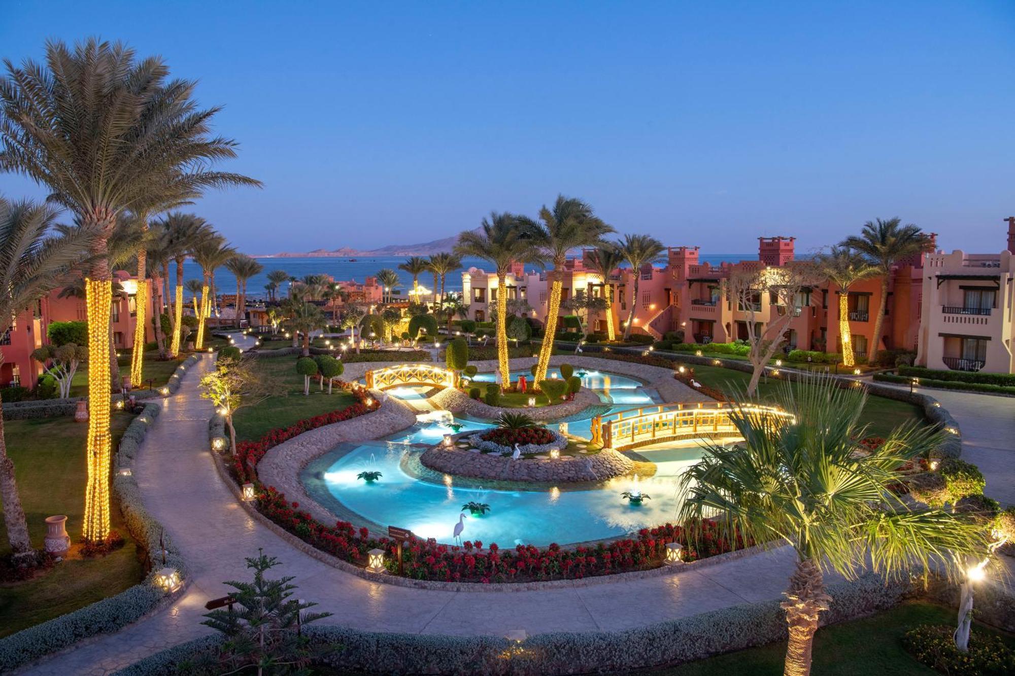 Charmillion Sea Life Resort 4*