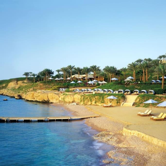 Beautiful At Four Seasons Villa