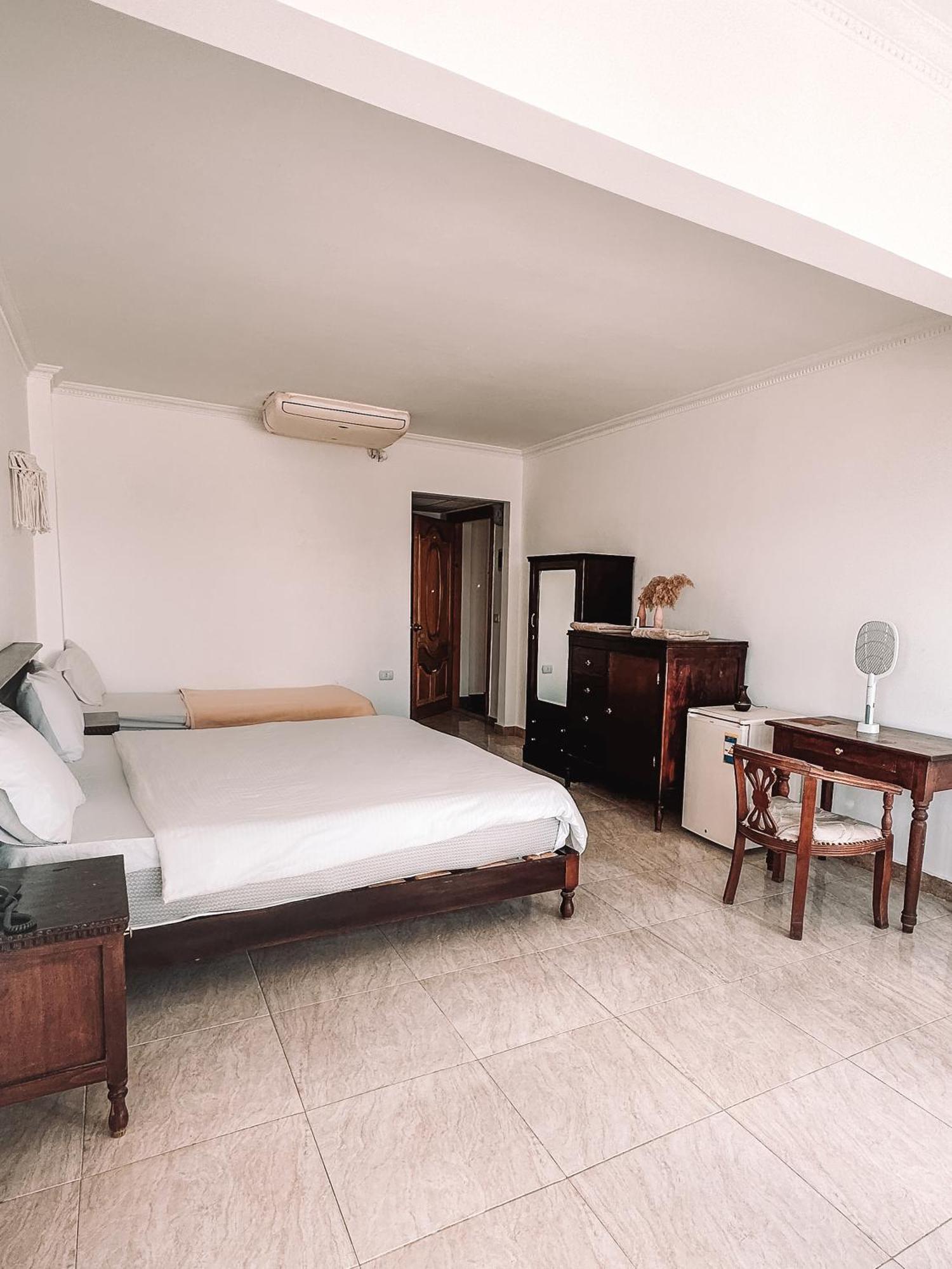 Bed & Breakfast Serenity *
