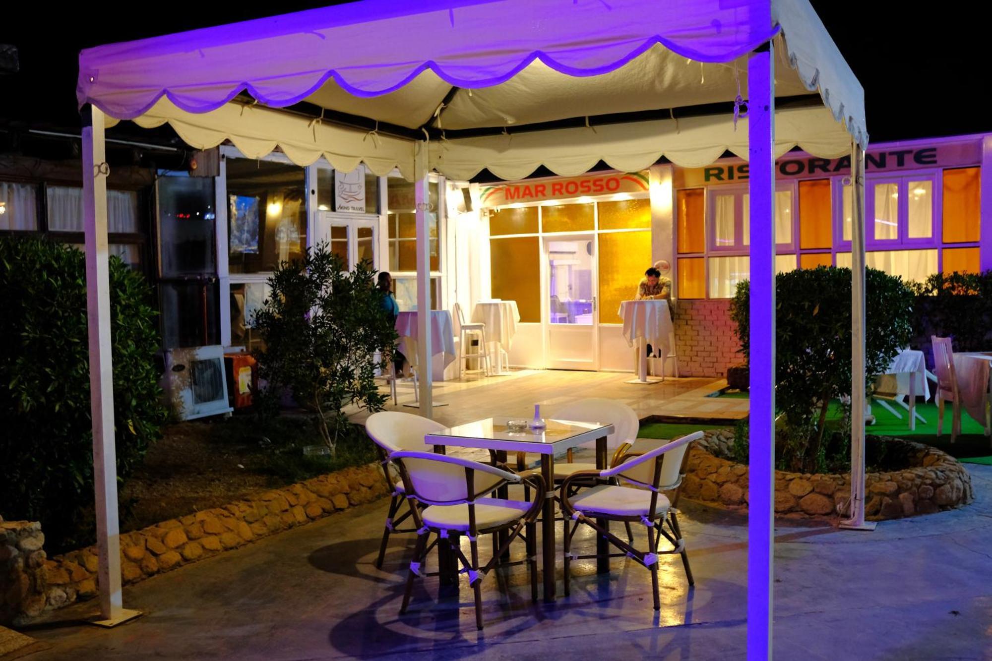 Viking Club Bed & Breakfast *