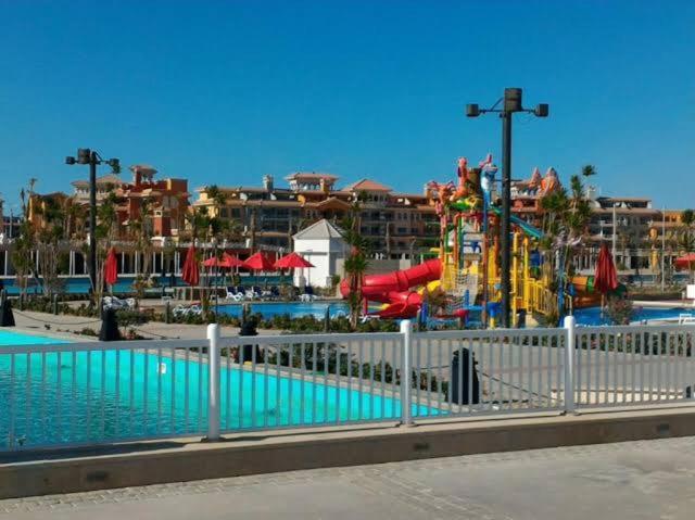 Porto * Sharm el-Sheikh