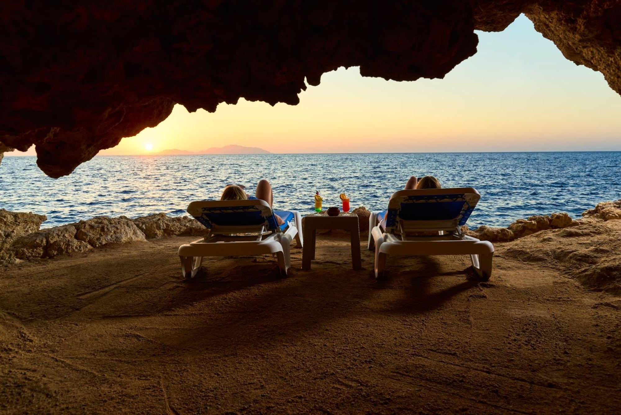 Resort Dreams - Sheikh