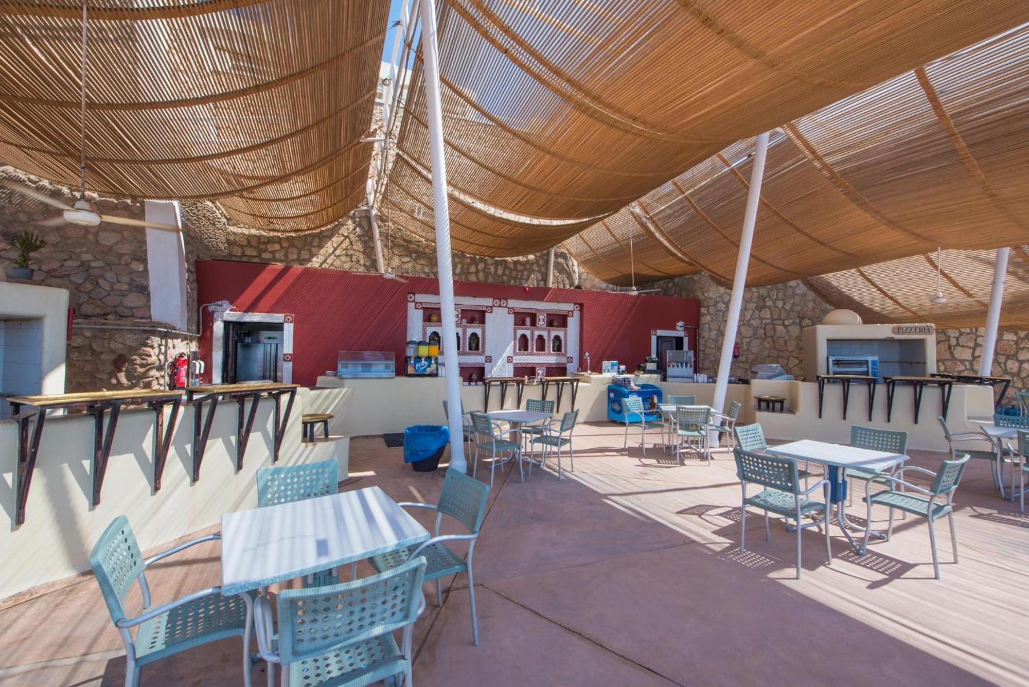 Reef Oasis Beach Aqua Park 4*