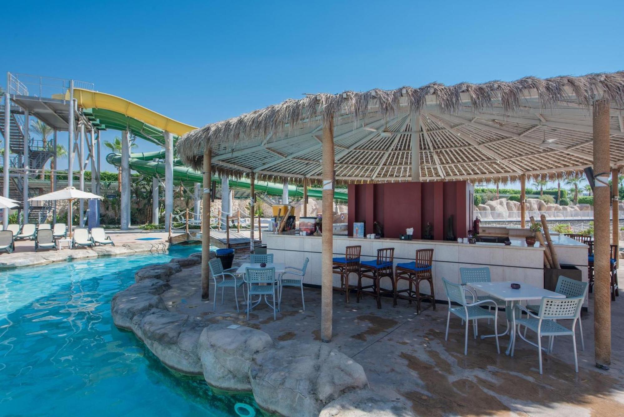 Reef Oasis Beach Aqua Park Resort 4*