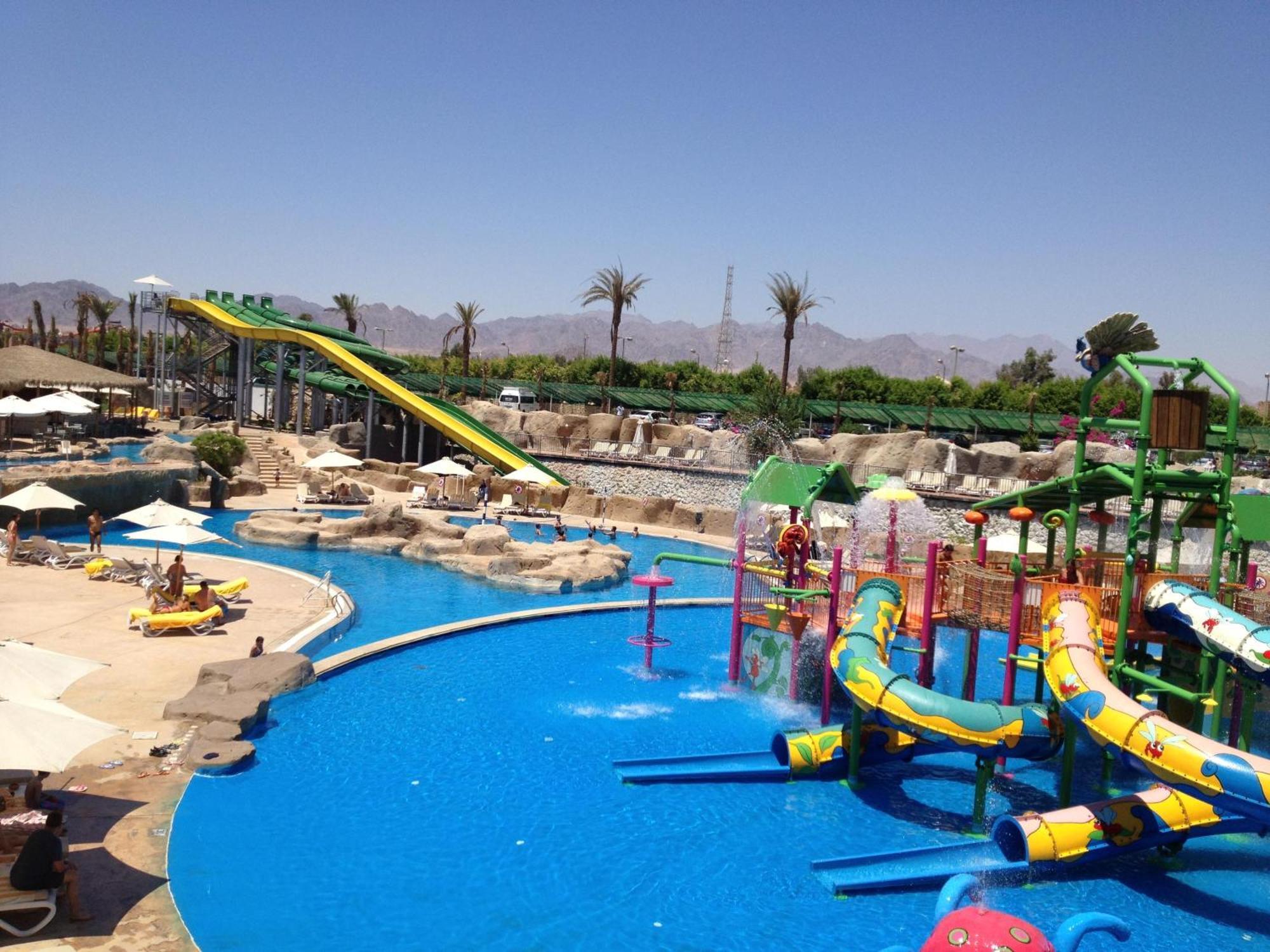 Resort Reef Oasis Beach Aqua Park 4*