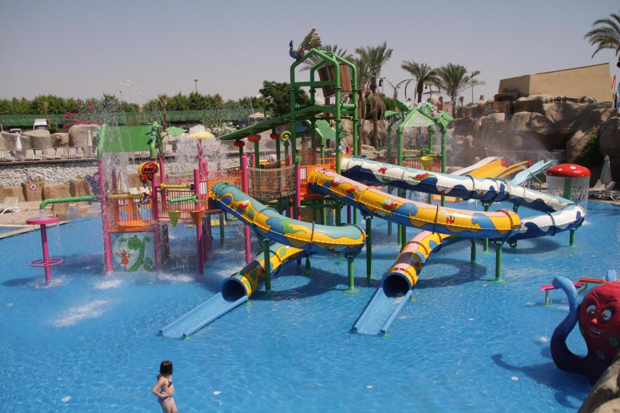 Resort Reef Oasis Beach Aqua Park 4*