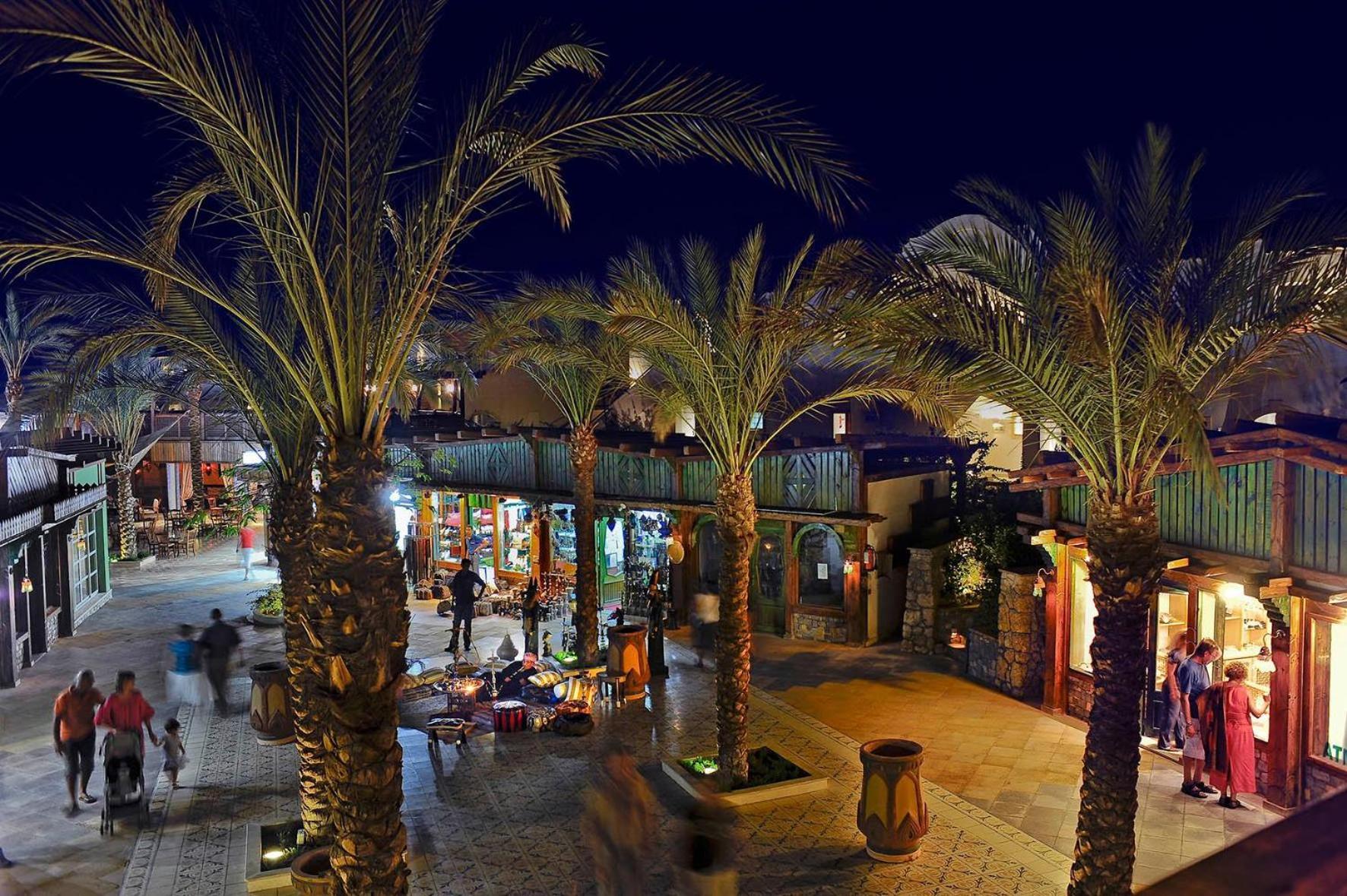 Reef Oasis Blue Bay & 5*