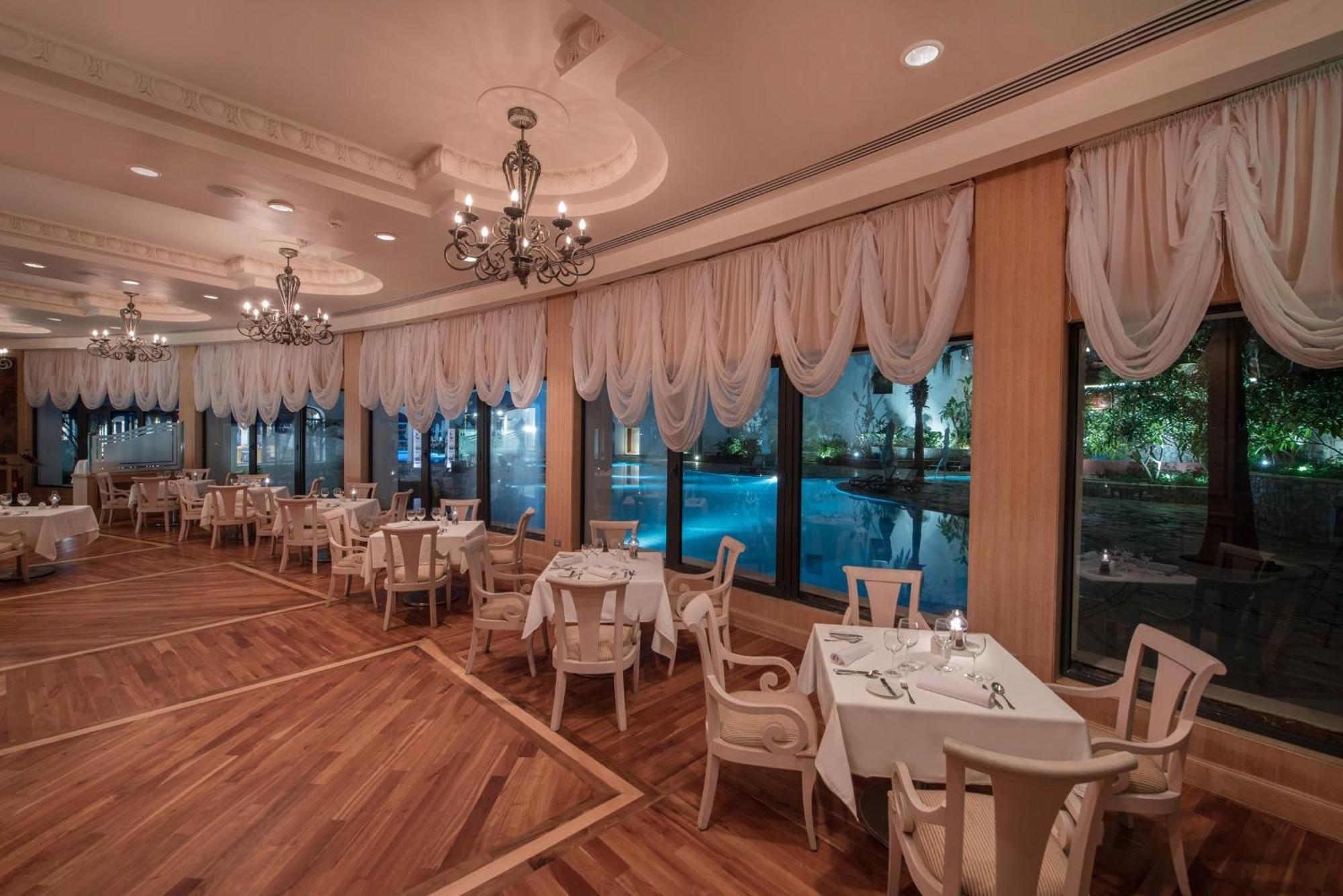 Resort Reef Oasis Blue Bay & 5*