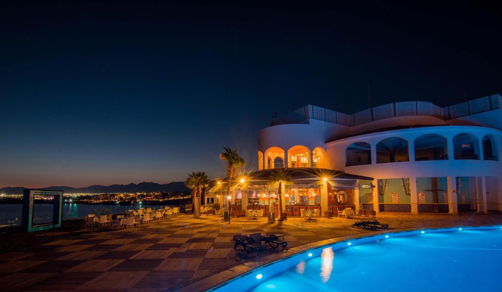 Reef Oasis Blue Bay & 5*