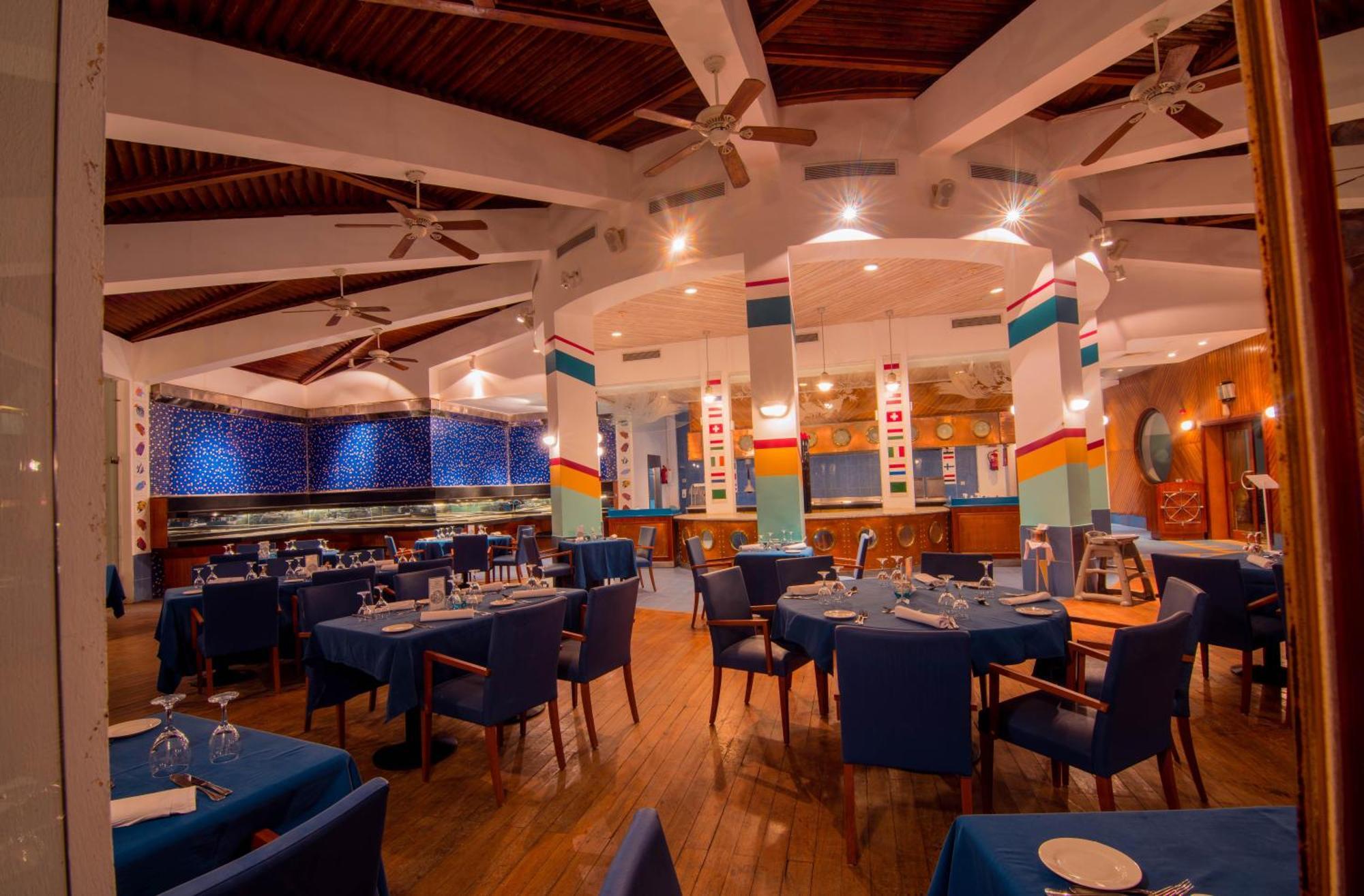 Reef Oasis Blue Bay &