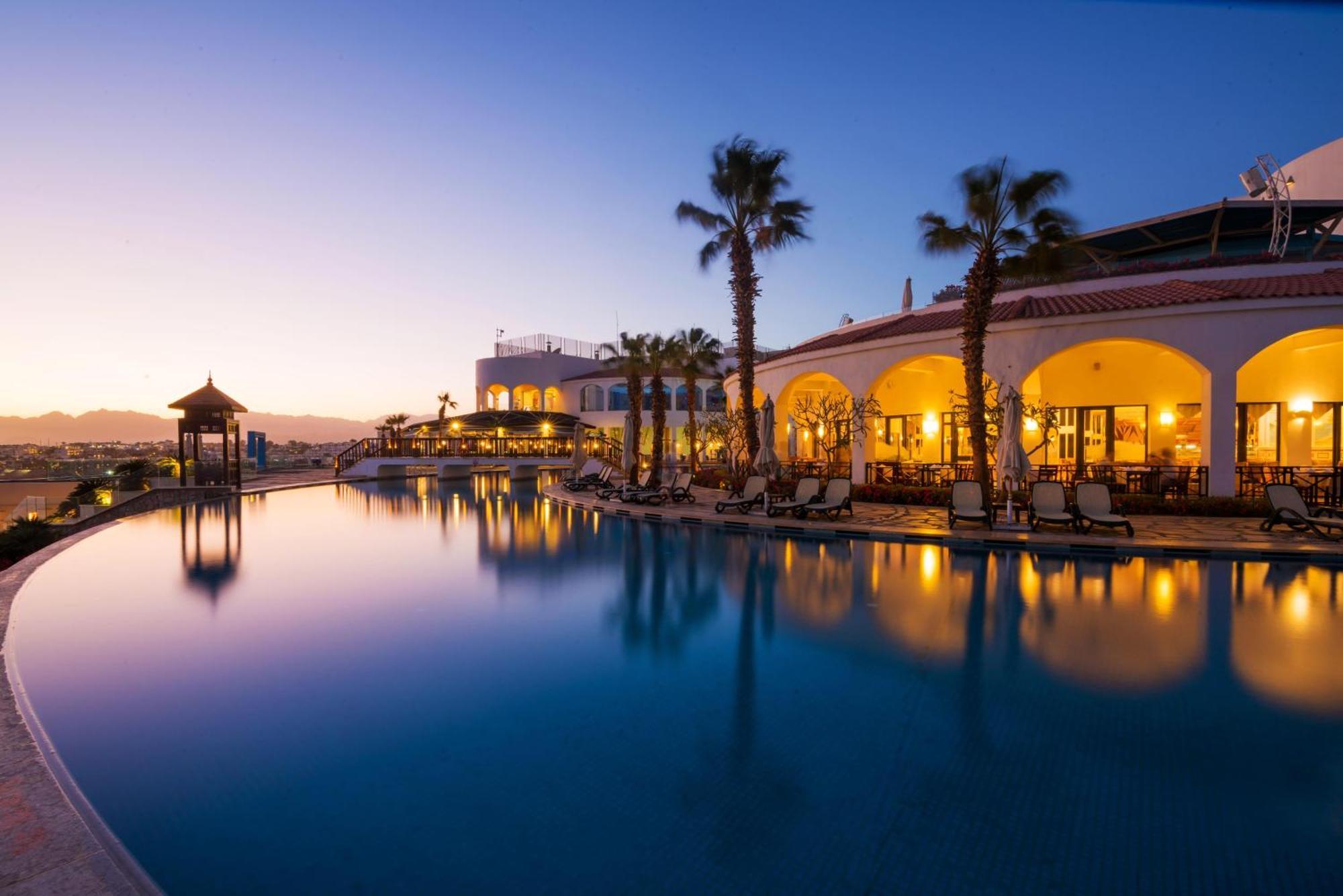 Reef Oasis Blue Bay & 5* Sharm el-Sheikh