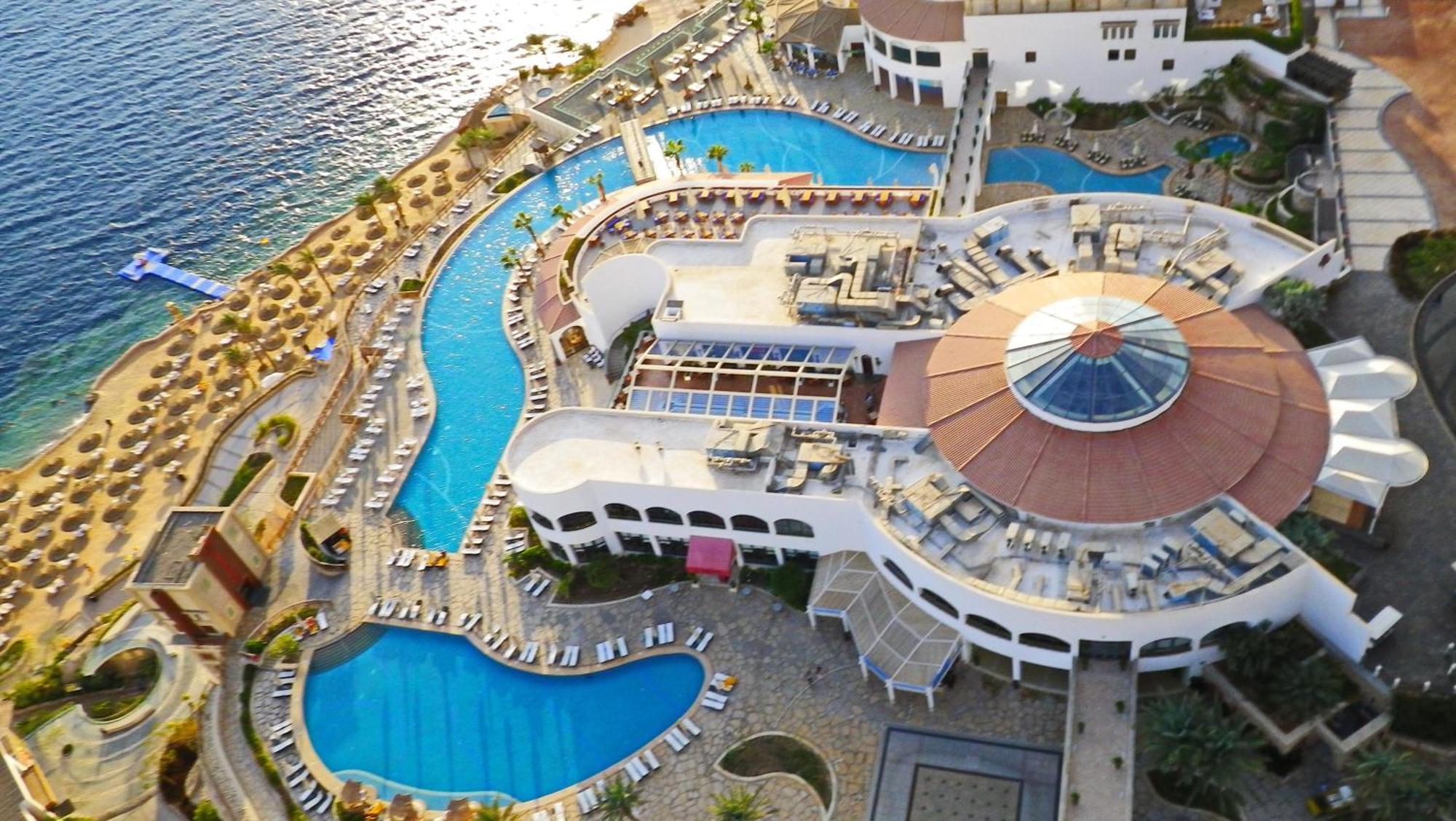 Reef Oasis Blue Bay & Resort