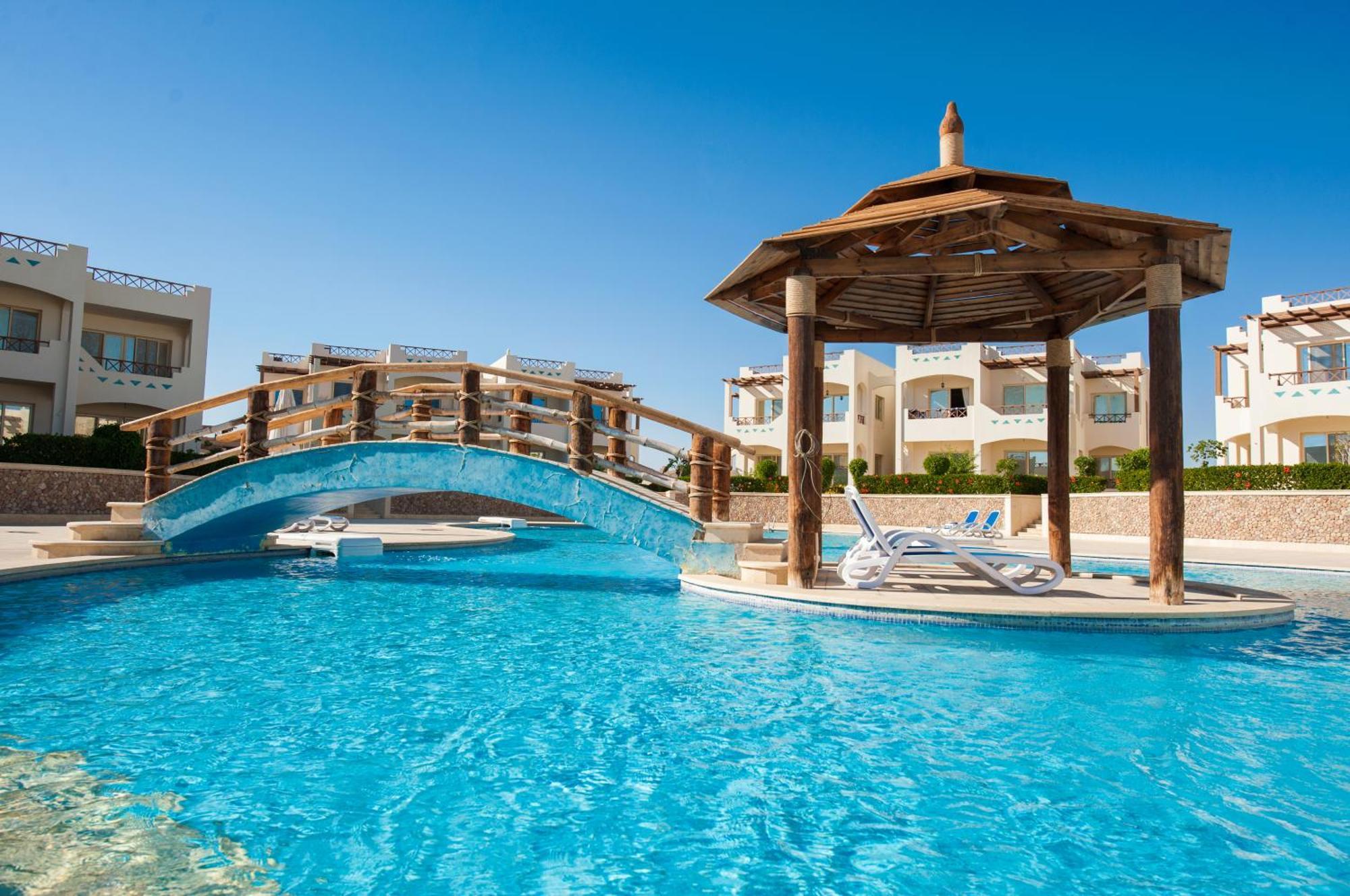 Aparthotel Sharks Bay *